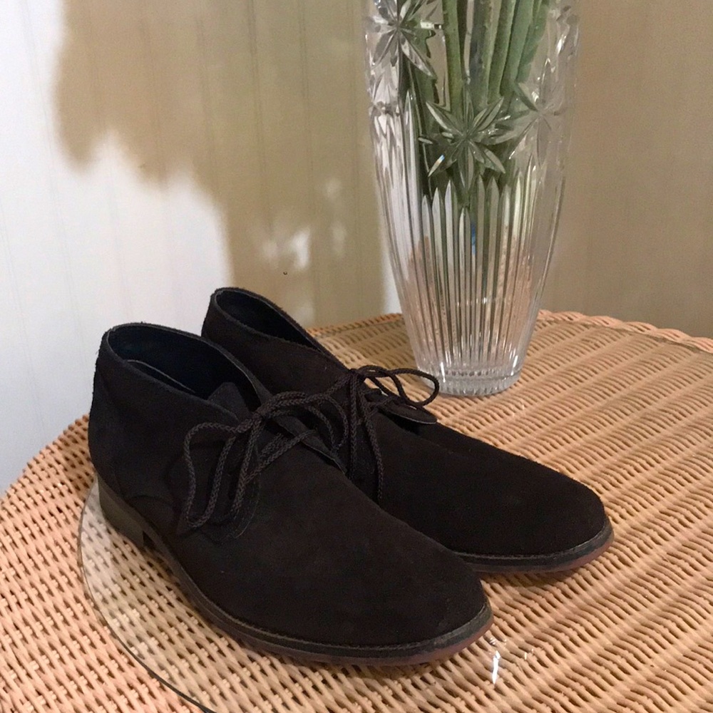 BOYS - MARK NASON BROWN CHUKKA BOOTS. 6.5